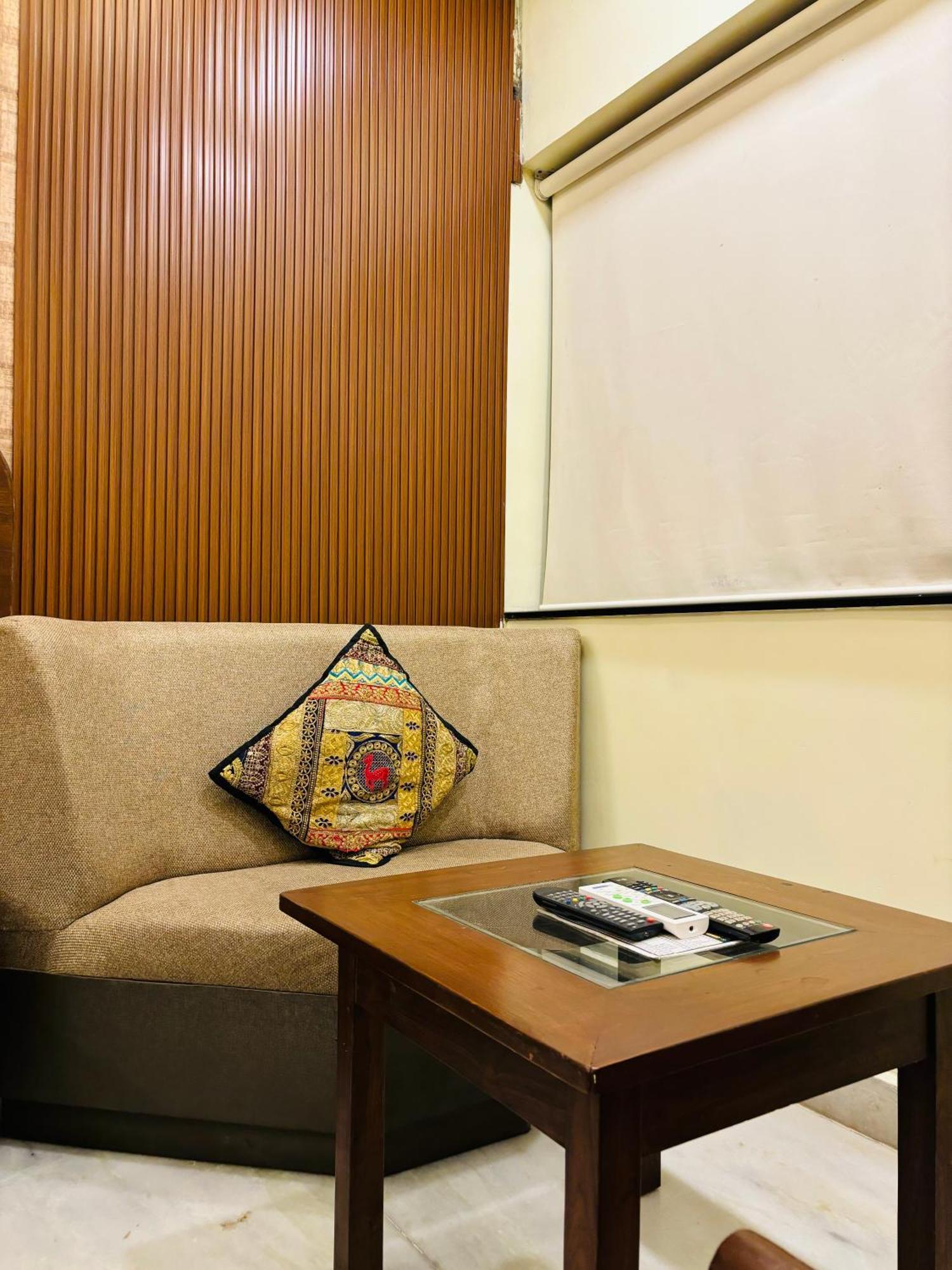 Royal Palms Luxury Service Apartment Nagpur Exterior foto